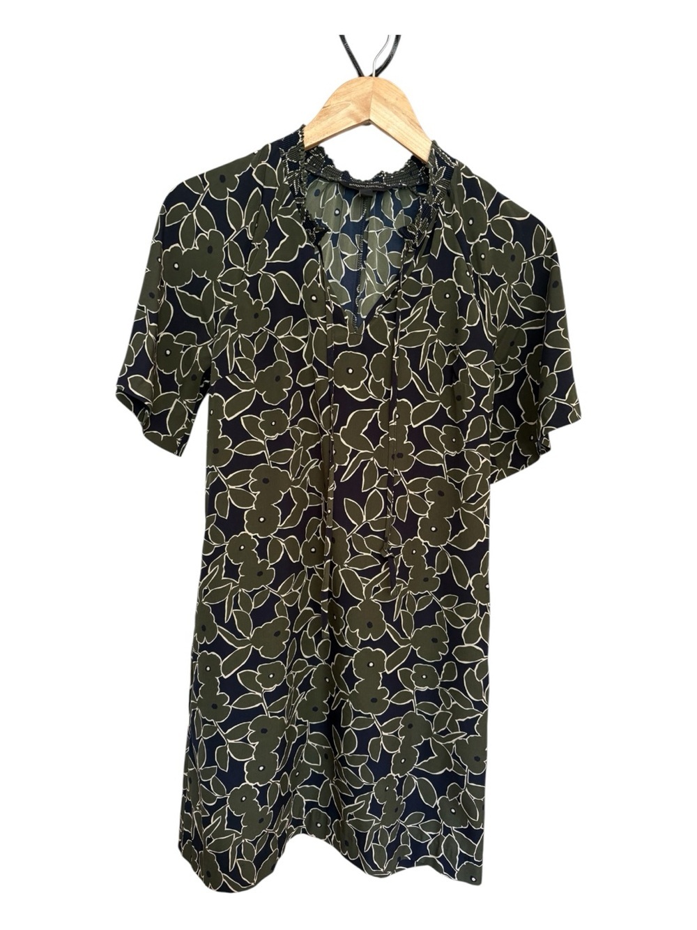 Banana Republic Olive Green Floral Tie Neck Shift Dress Pockets 4 Boho Preppy - Picture 2 of 7